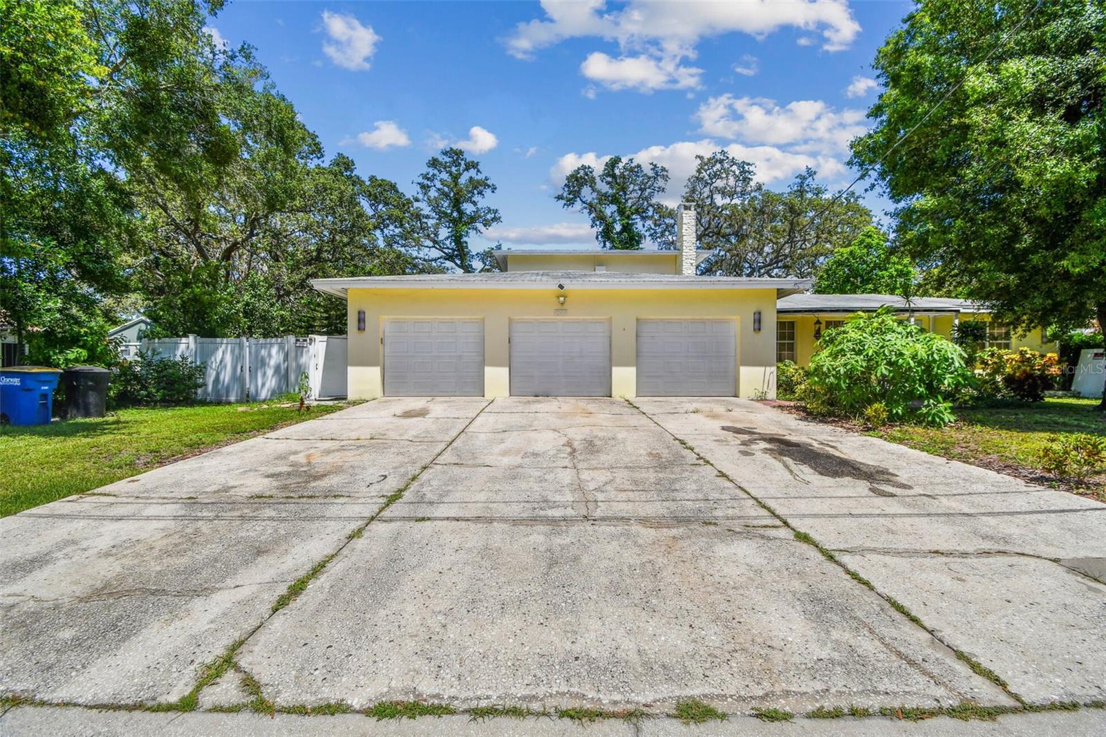 LAKEVIEW HEIGHTS - Residential Income