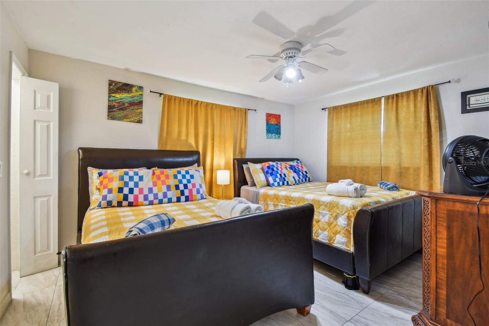 LAKEVIEW HEIGHTS - Residential Income