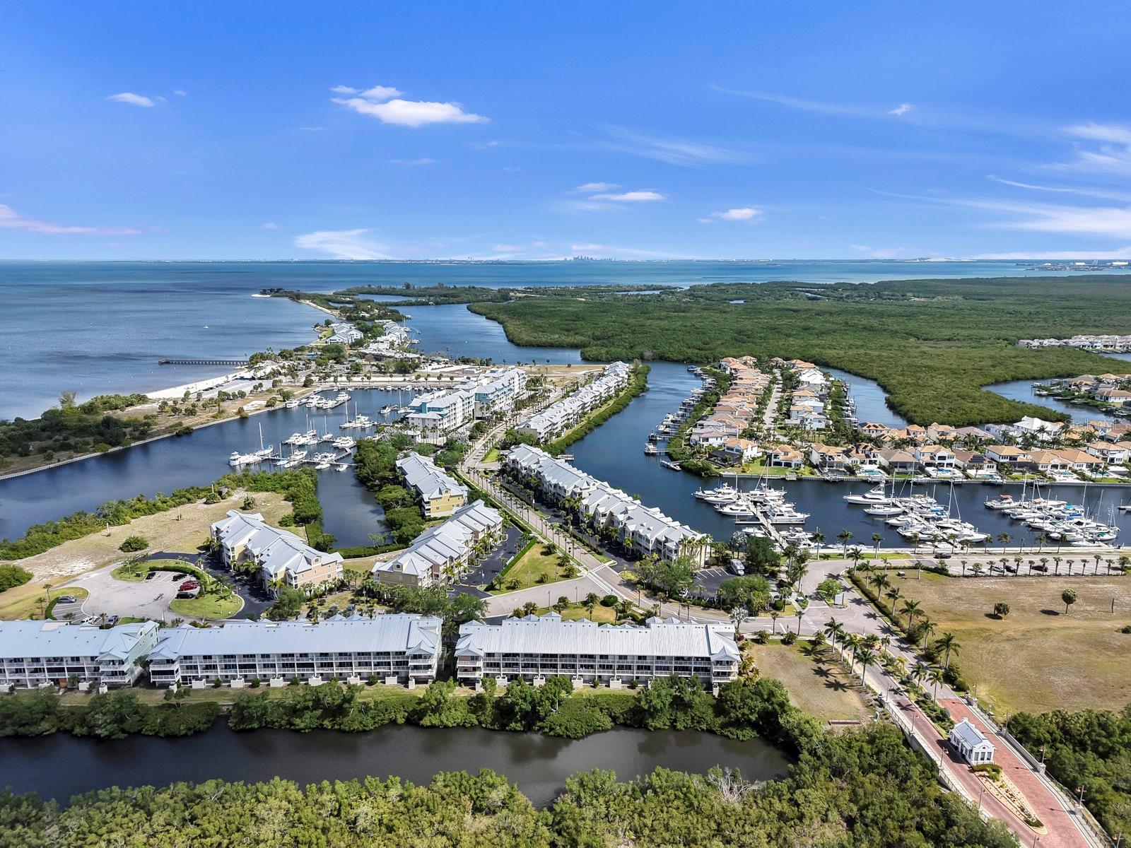 BAHIA BEACH TWNHMS PH 2 - Residential