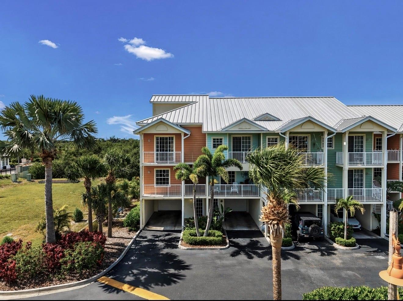 BAHIA BEACH TWNHMS PH 2 - Residential