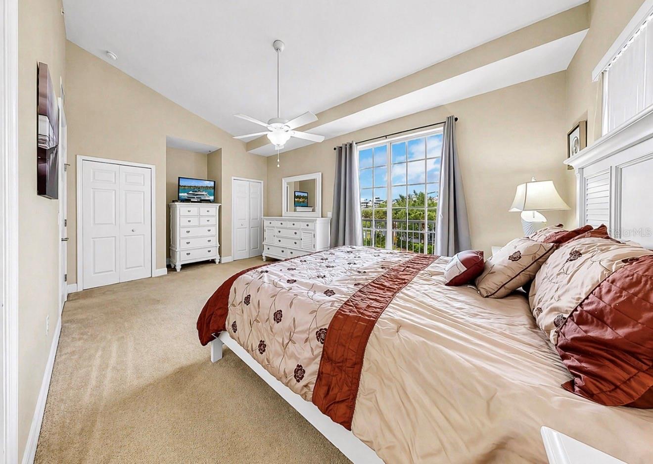 BAHIA BEACH TWNHMS PH 2 - Residential