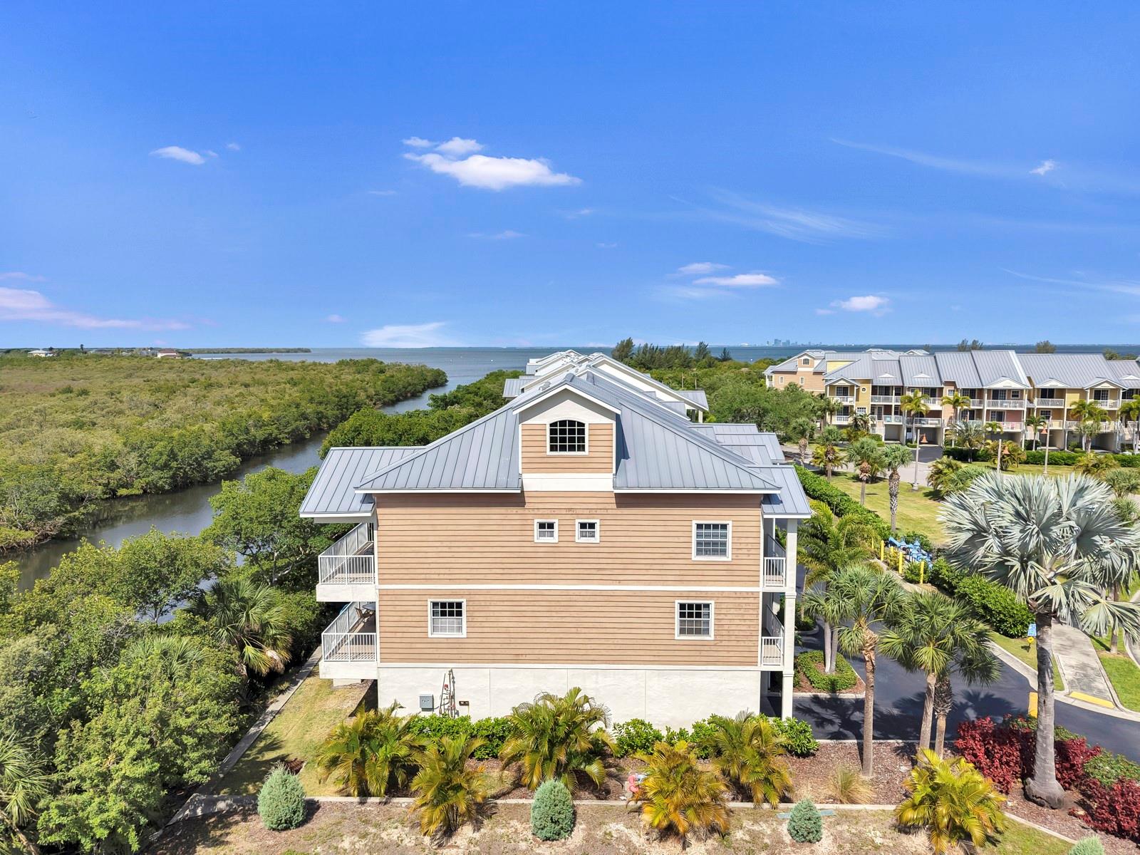 BAHIA BEACH TWNHMS PH 2 - Residential