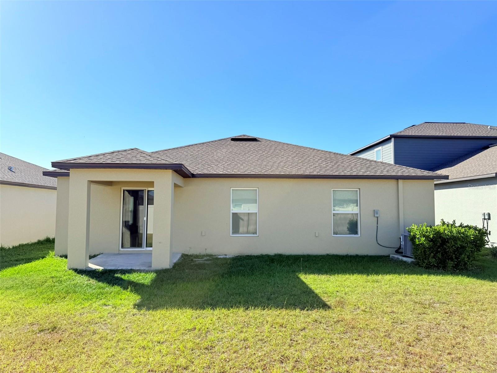 TWO RIVERS PARCEL A1 PHASE A PB 91 PG 037 BLOCK 7 - Residential Lease