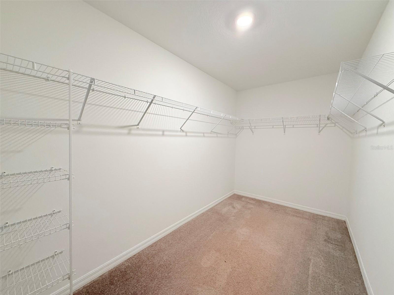 TWO RIVERS PARCEL A1 PHASE A PB 91 PG 037 BLOCK 7 - Residential Lease