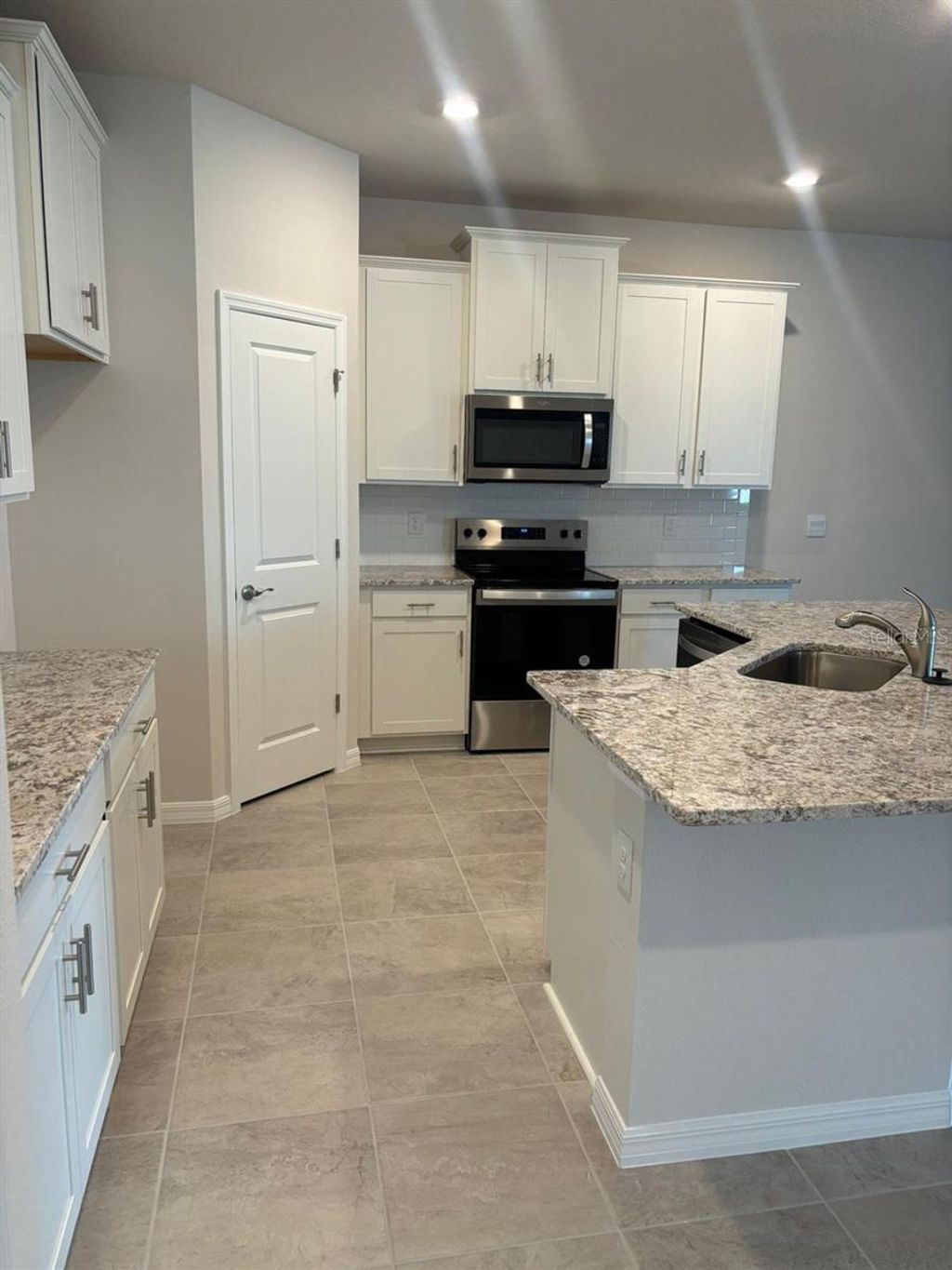 Photo of Bradenton, FL 34212 (MLS # A4684867)