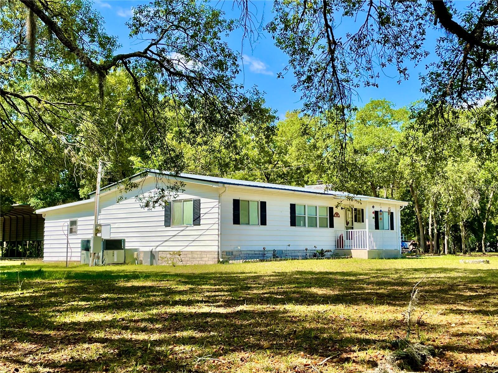 View HOMOSASSA, FL 34448 mobile home