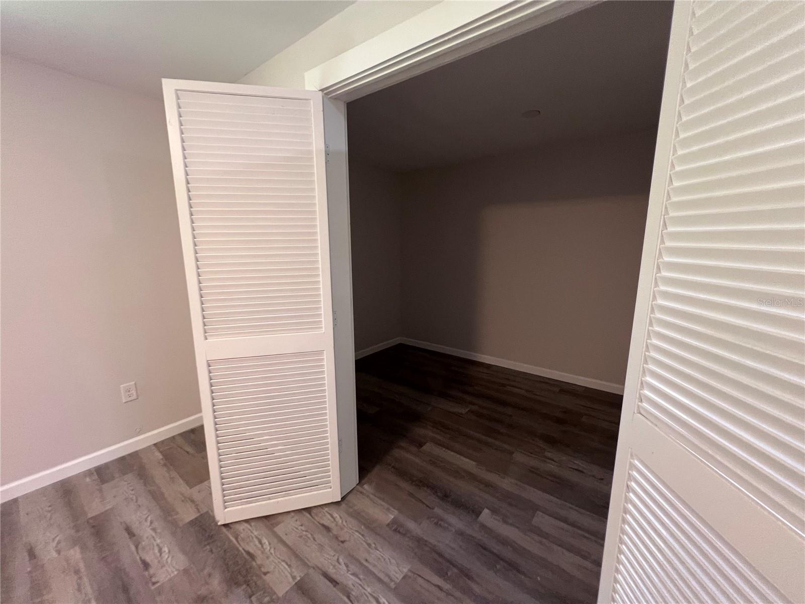 PORT CHARLOTTE SEC 037 - Residential Lease