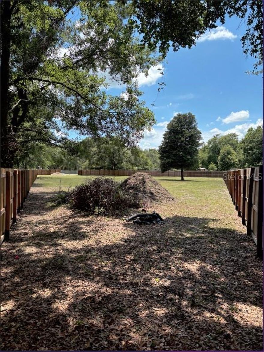 1.16 acre lot in Lakeland.