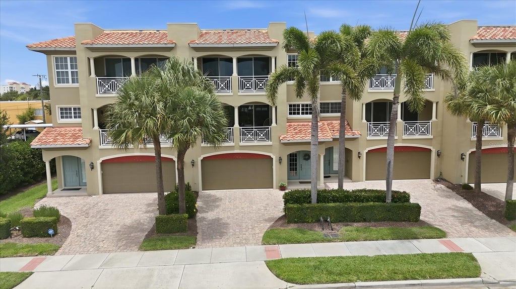 Photo of 712 Granada Avenue #2, Venice, FL 34285 (MLS # A4704912)