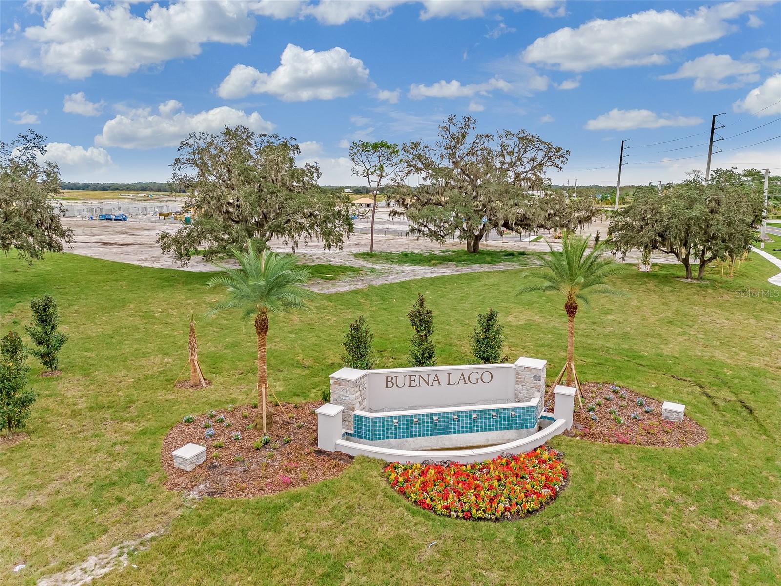 BUENA LAGO - Residential