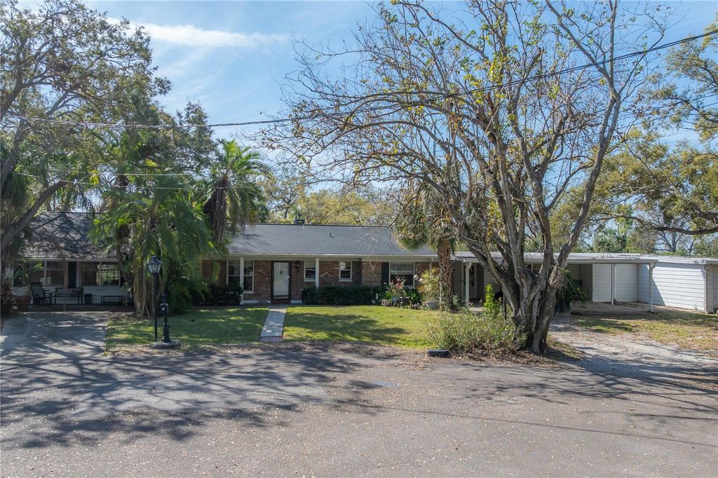 Photo of 2416 S 46th Street, Tampa, FL 33619 (MLS # TB8387216)