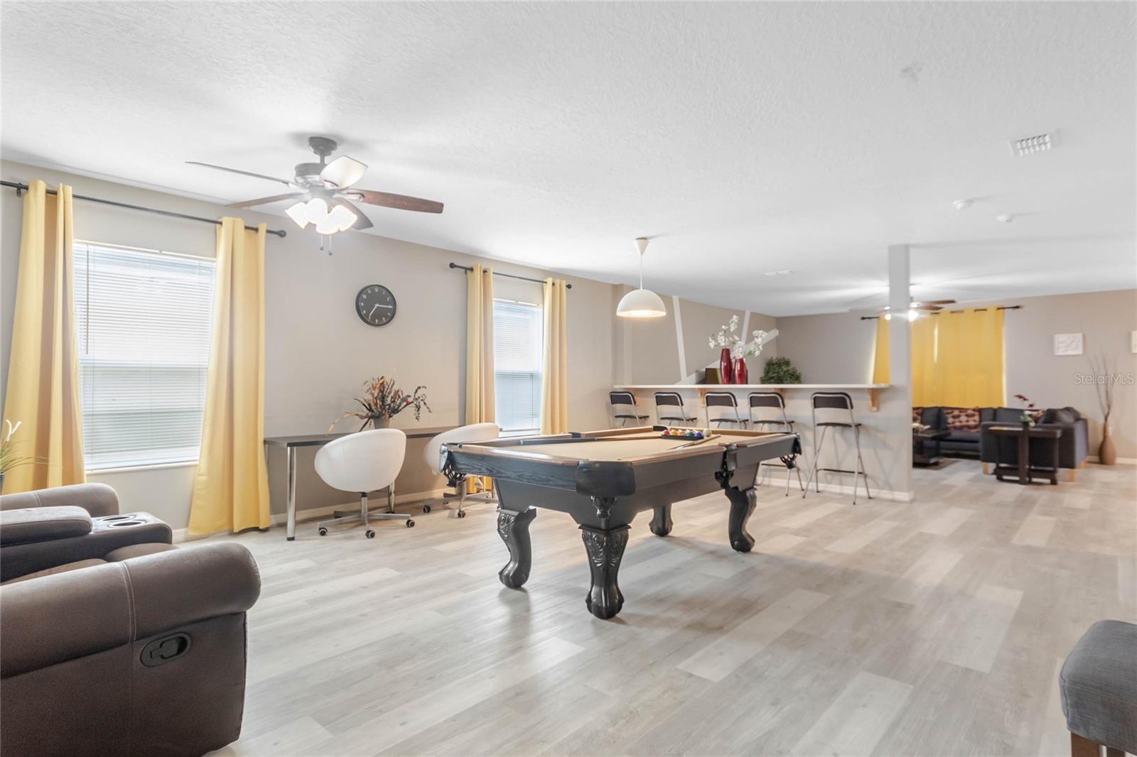 CRYSTAL COVE RESORT - Residential