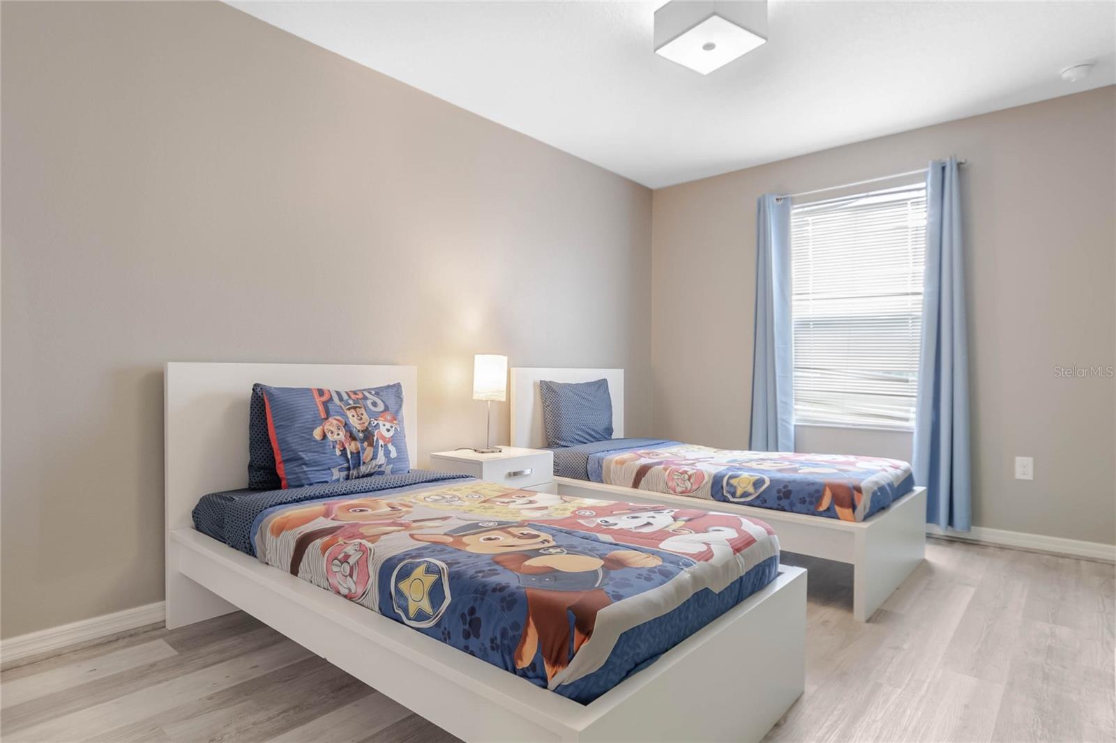 CRYSTAL COVE RESORT - Residential