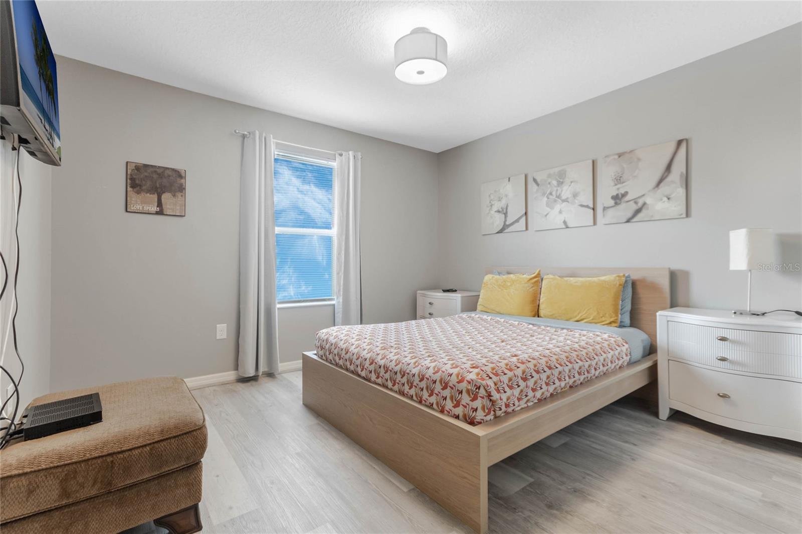 CRYSTAL COVE RESORT - Residential