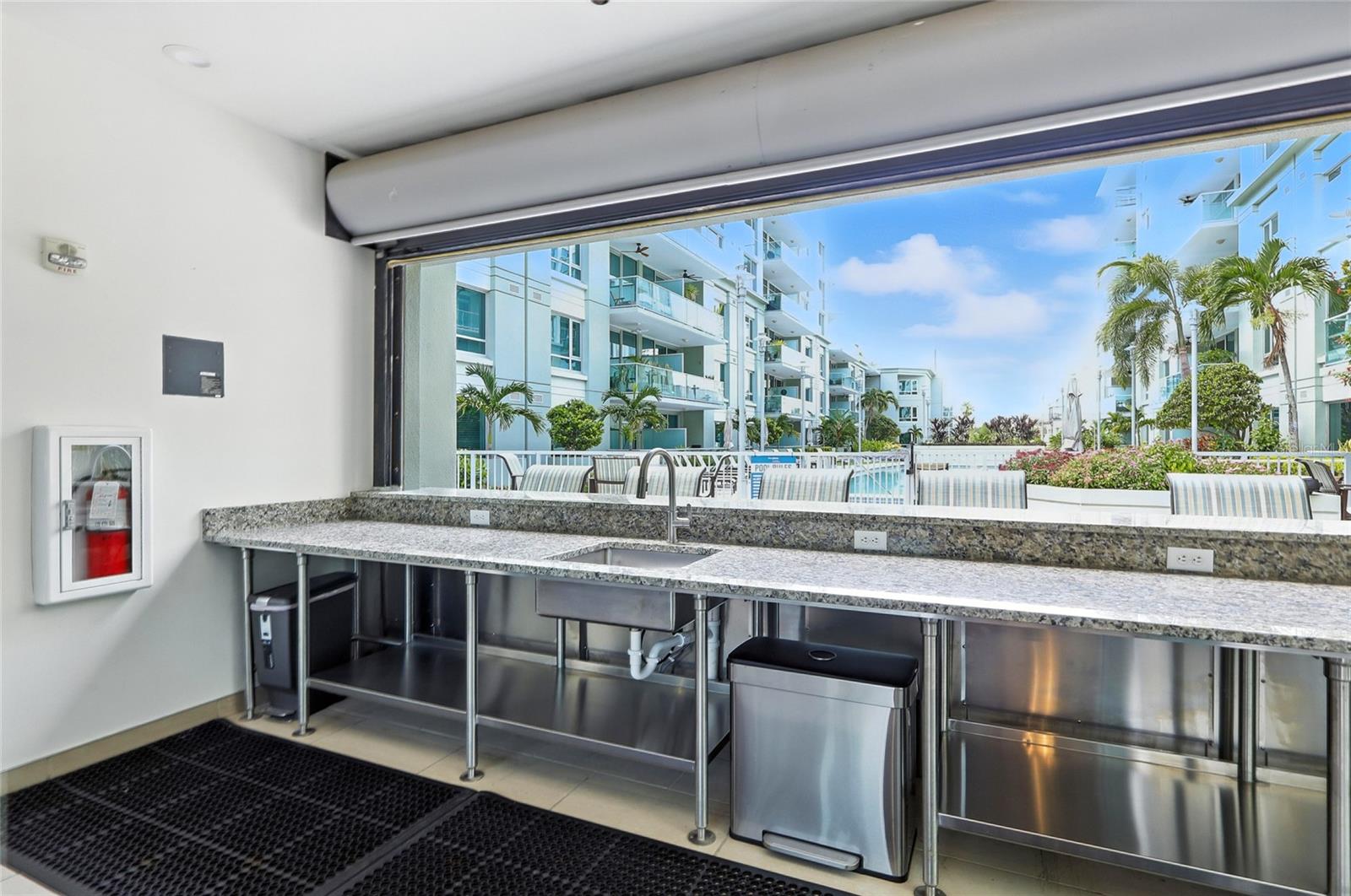 THE PLACE AT CHANNELSIDE A CON - Residential