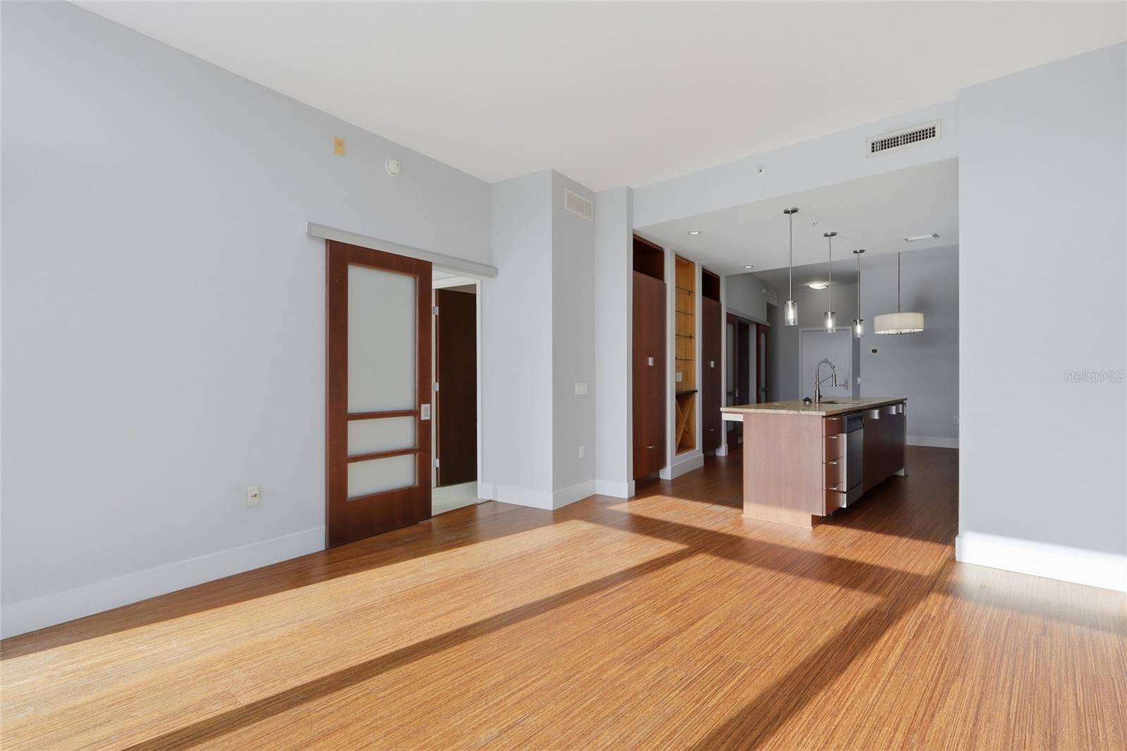 THE PLACE AT CHANNELSIDE A CON - Residential