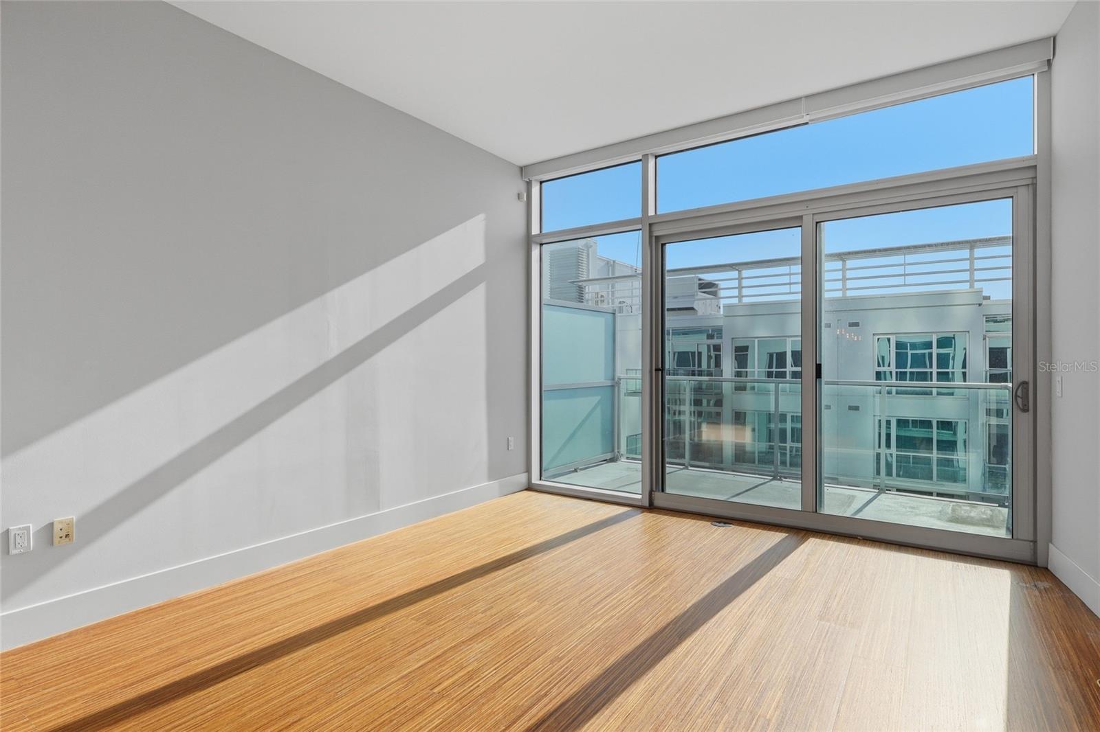 THE PLACE AT CHANNELSIDE A CON - Residential