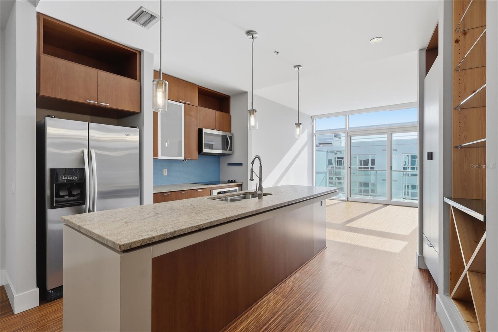 THE PLACE AT CHANNELSIDE A CON - Residential