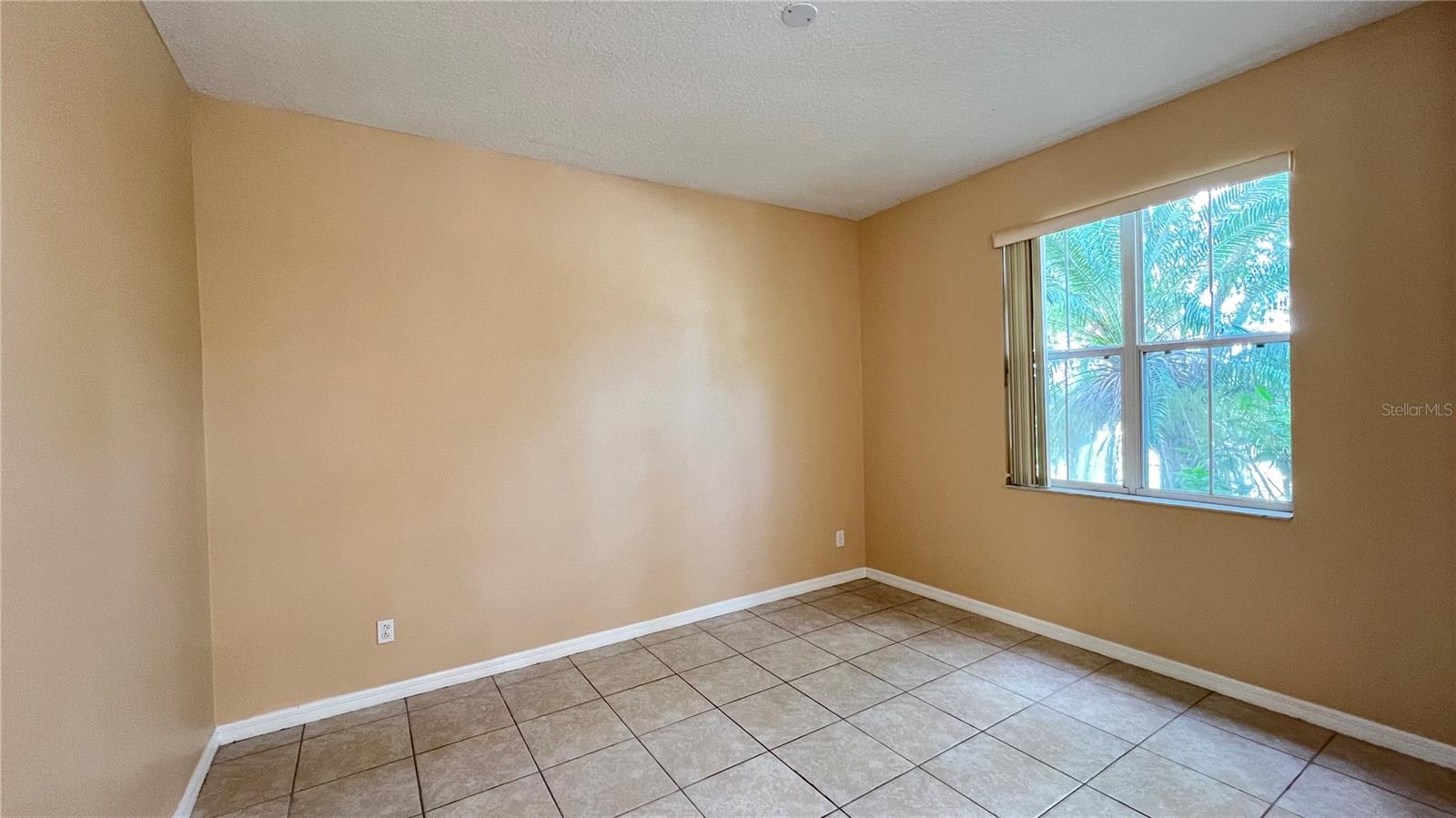 1097 SAILING BAY DRIVE