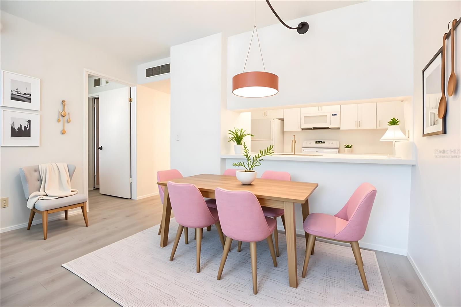 LAKEVIEW OF LARGO - Residential