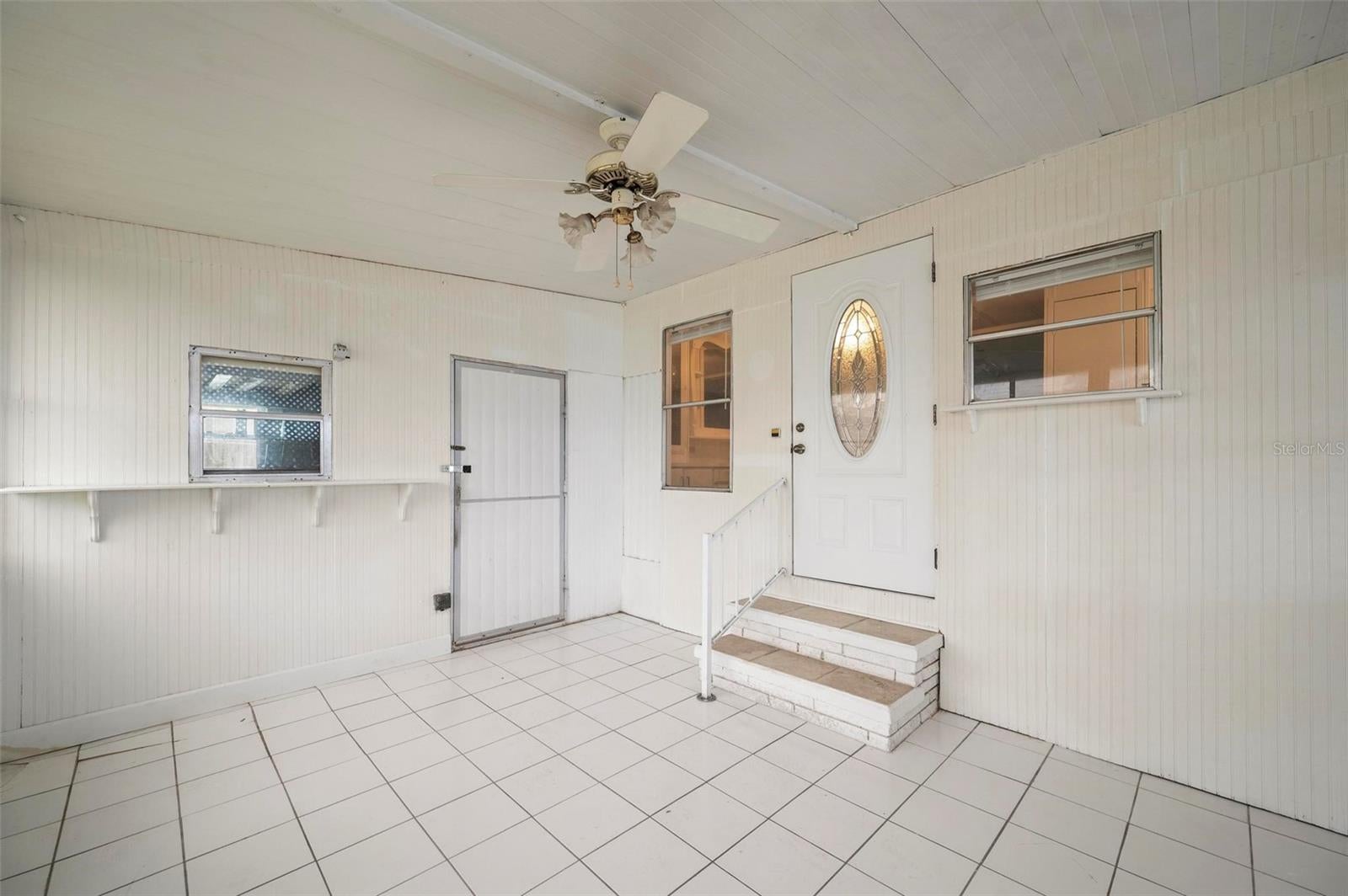 1000 KINGS HIGHWAY 57