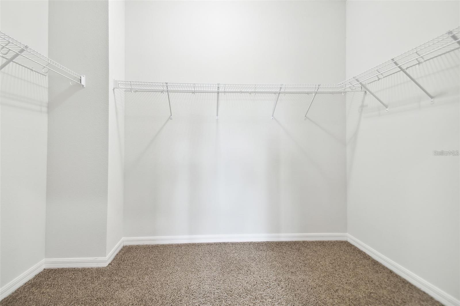 NEW RIVER LAKES PH 01 - Residential