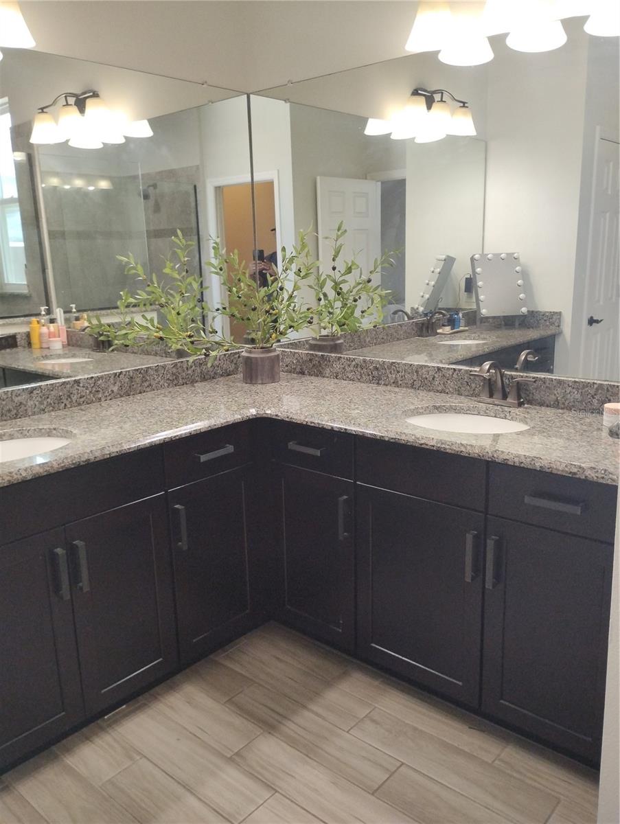 NEW RIVER LAKES PH 01 - Residential