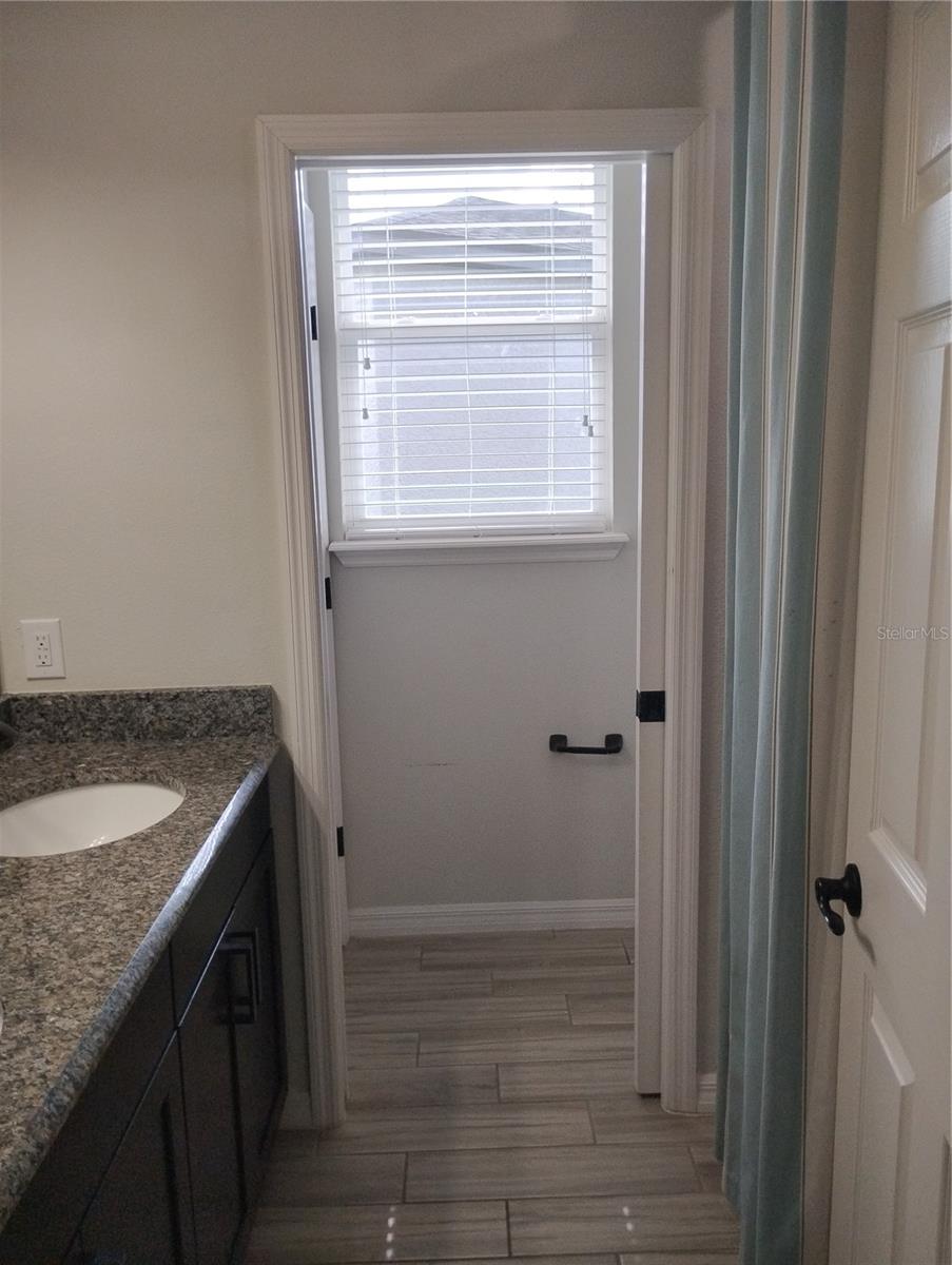 NEW RIVER LAKES PH 01 - Residential