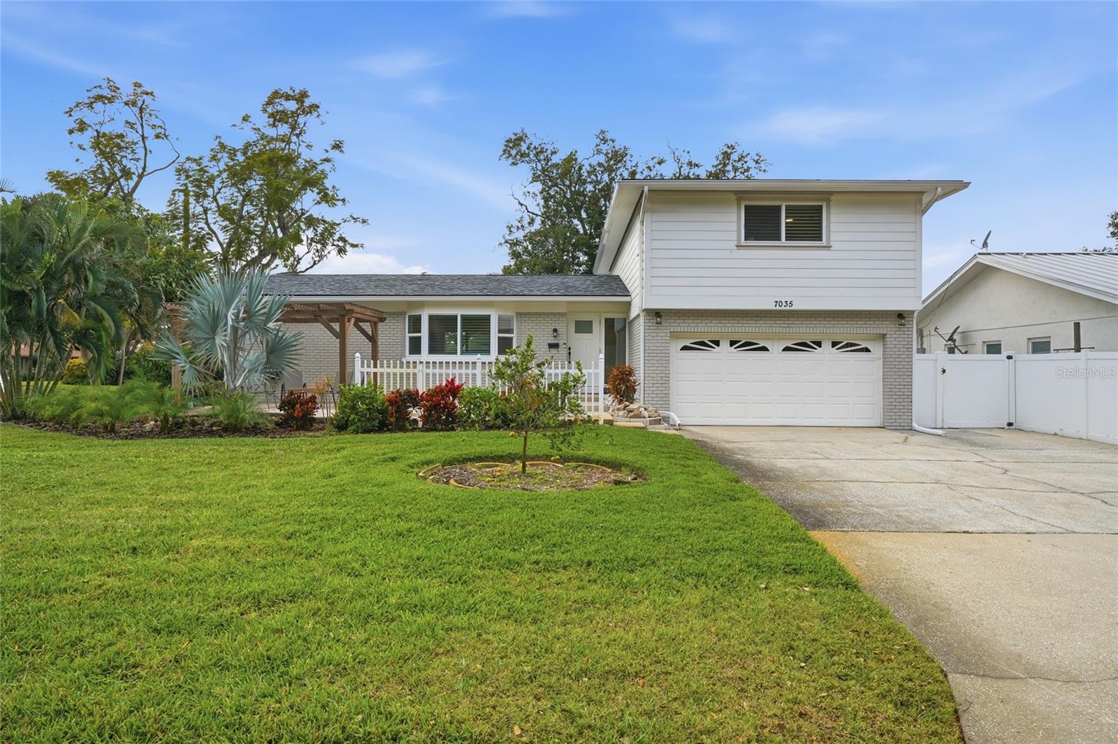 PINELLAS POINT ADD SEC B MOUND SEC - Residential