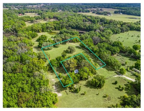 Tiny photo for 747 County Road 466a, Fruitland Park, FL 34731 (MLS # G5109544)