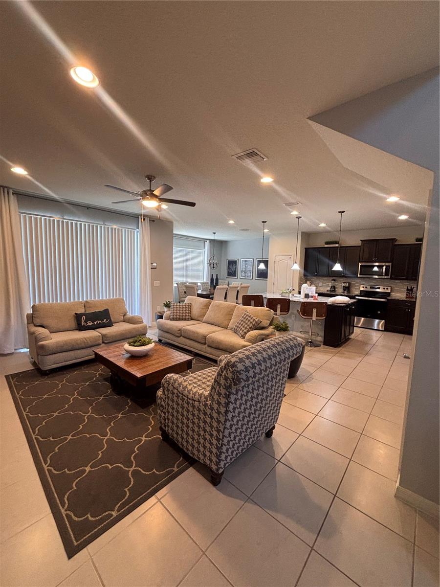 WINDSOR AT WESTSIDE PH 3A - Residential Lease
