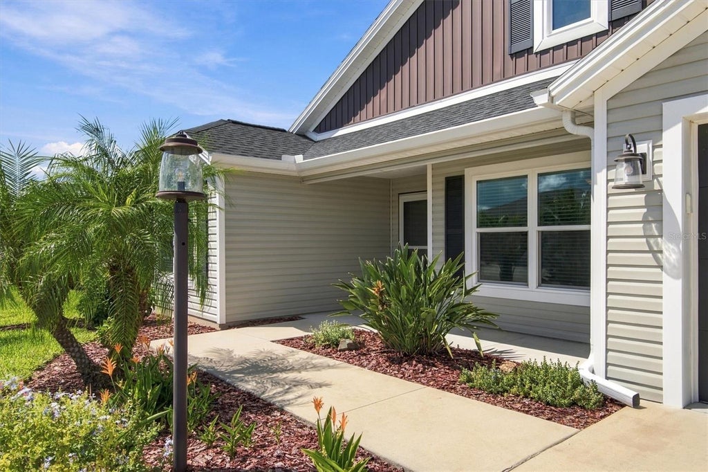 Photo of 563 Coker Court, The Villages, FL 32163 (MLS # G5118158)