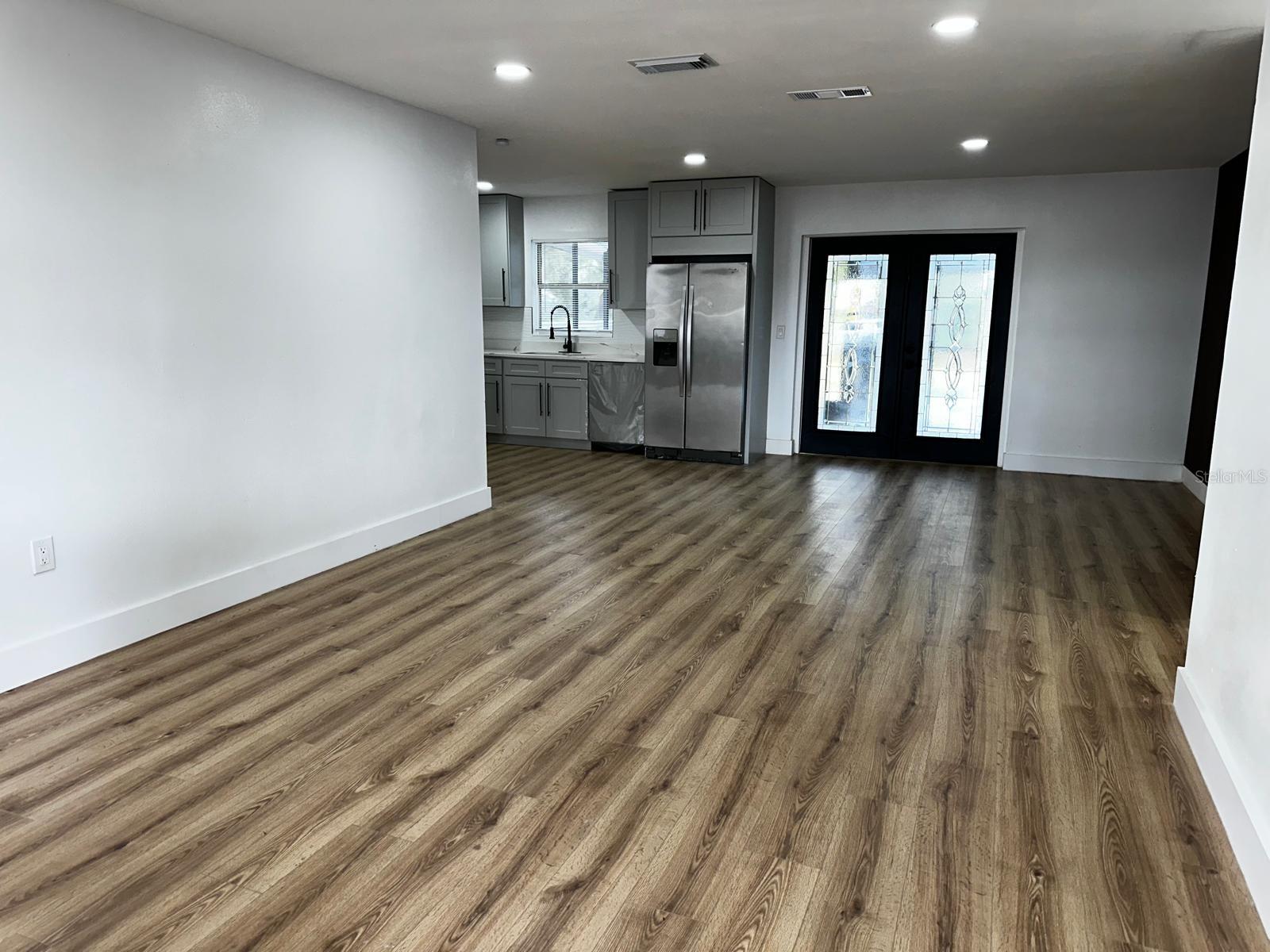 TWIN GARDENS - Residential