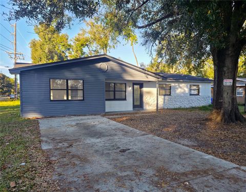 Photo of 933 Windsor Street, Lakeland, FL 33803 (MLS # S5140512)
