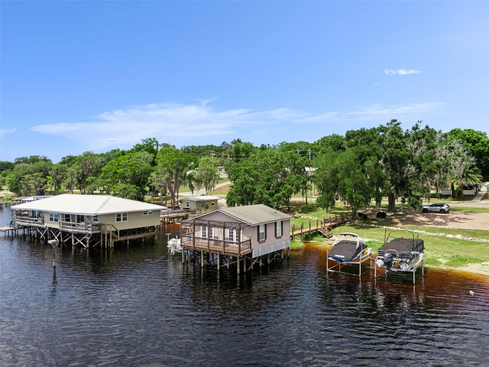 MOORINGS/CLERMONT - Land