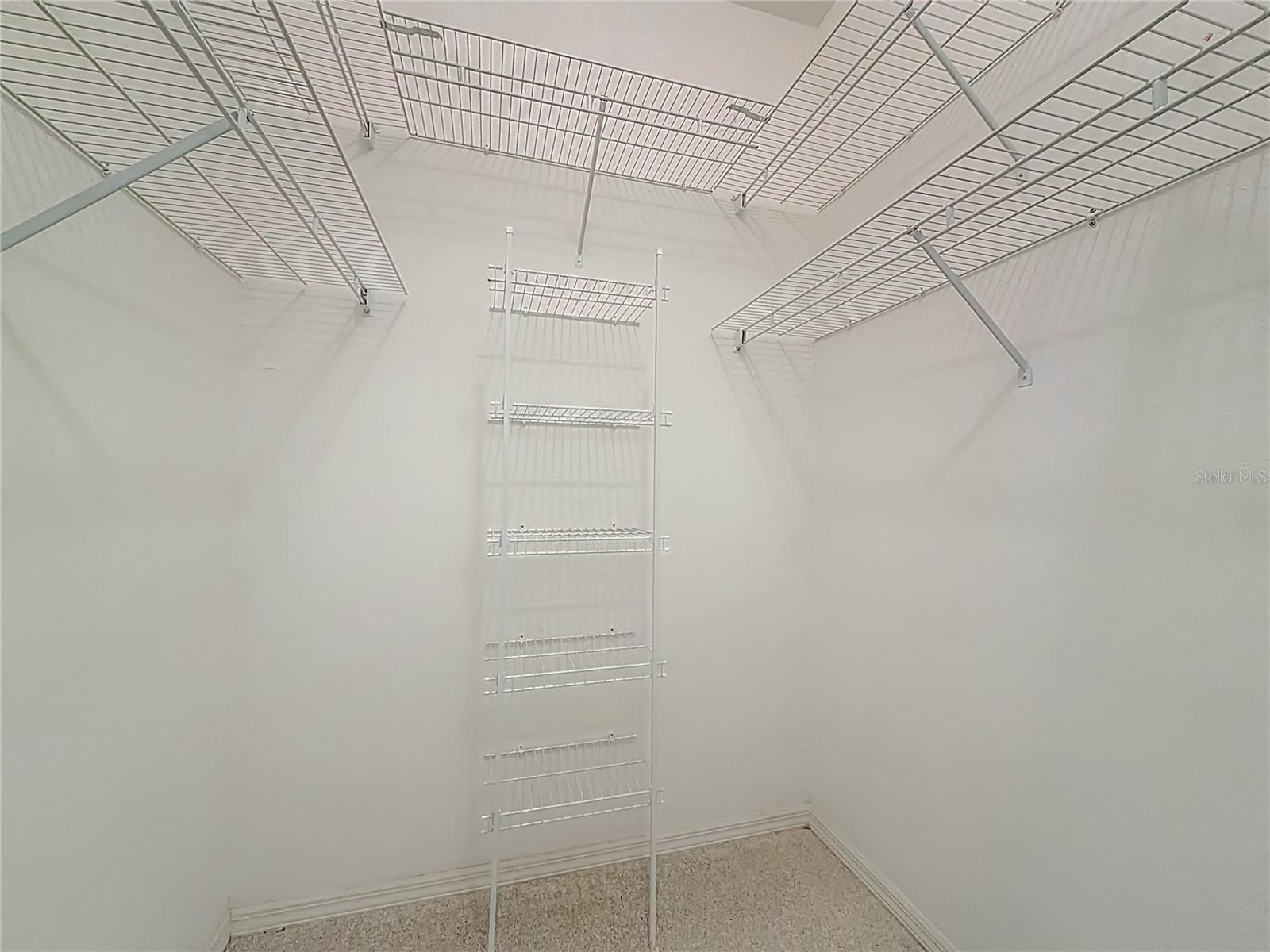 OAK RUN BAYTREE GREENS - Residential