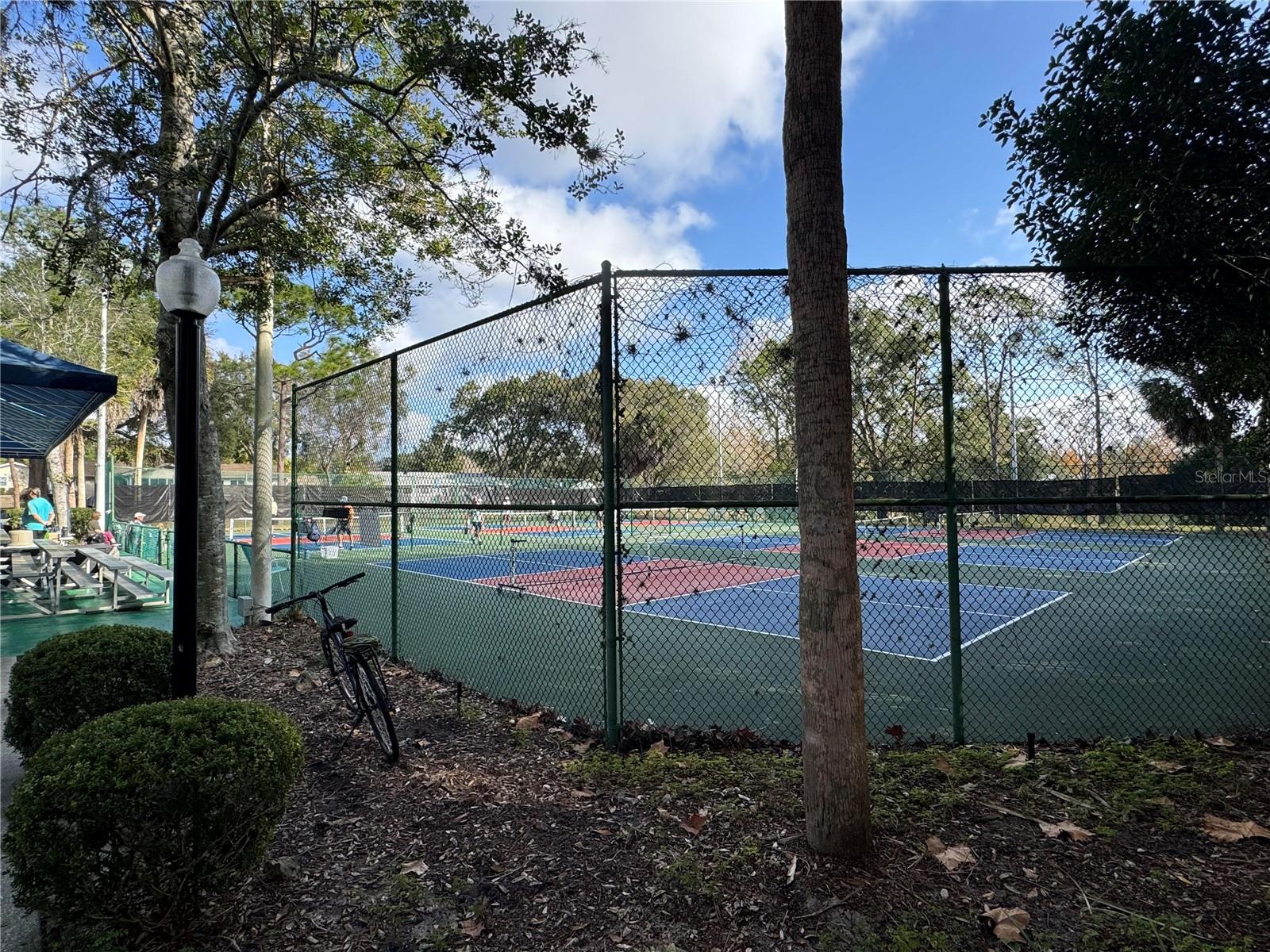 OAK RUN BAYTREE GREENS - Residential