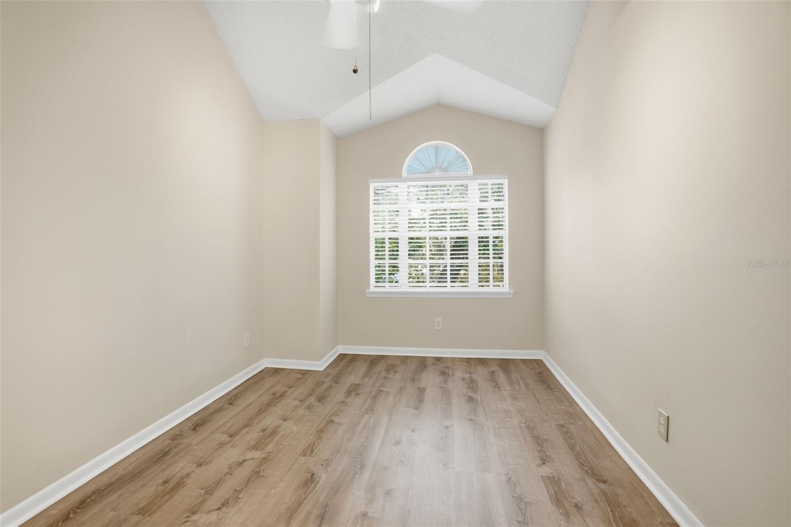 MALLORY SQUARE A CONDO - Residential Lease