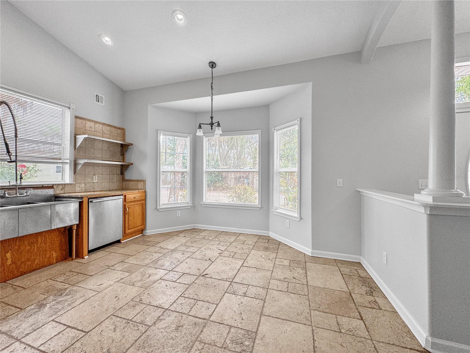 DUPREE GARDENS ESTATES - Residential Lease