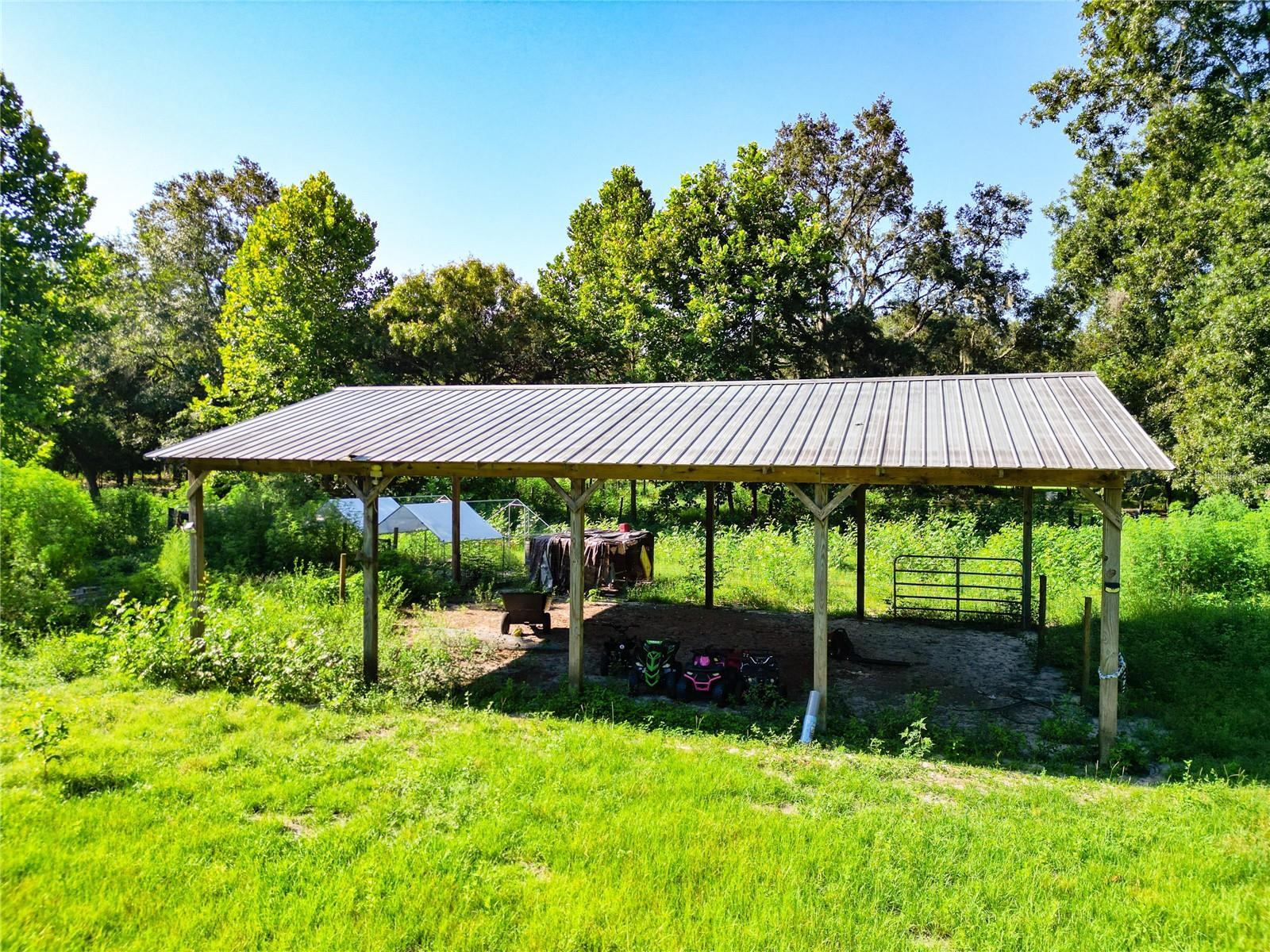 WOODLAND ACRES - Residential