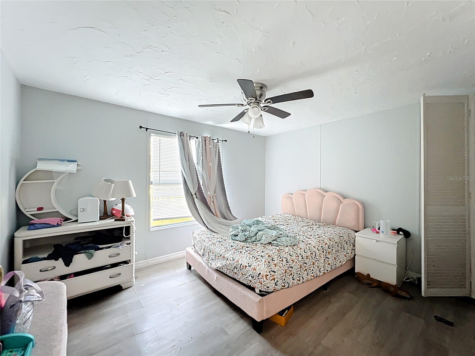 WOODLAND ACRES - Residential