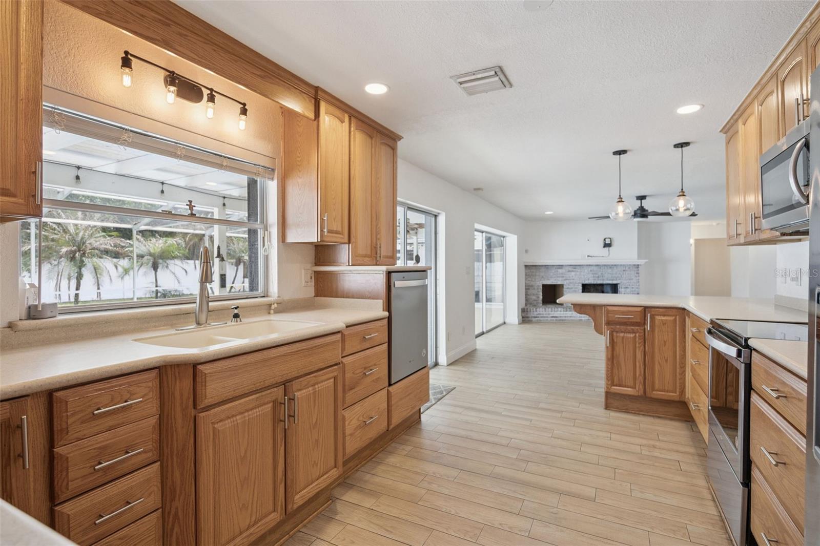 SWEETWATER OAKS SEC 14 - Residential