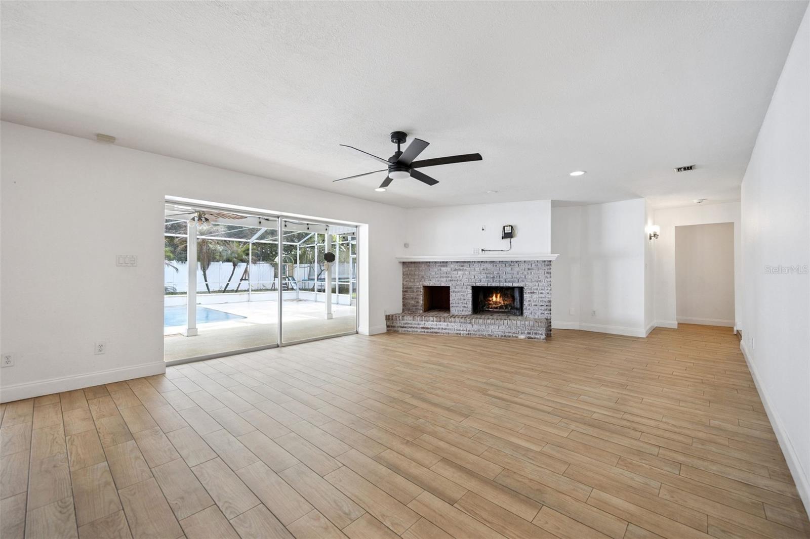 SWEETWATER OAKS SEC 14 - Residential