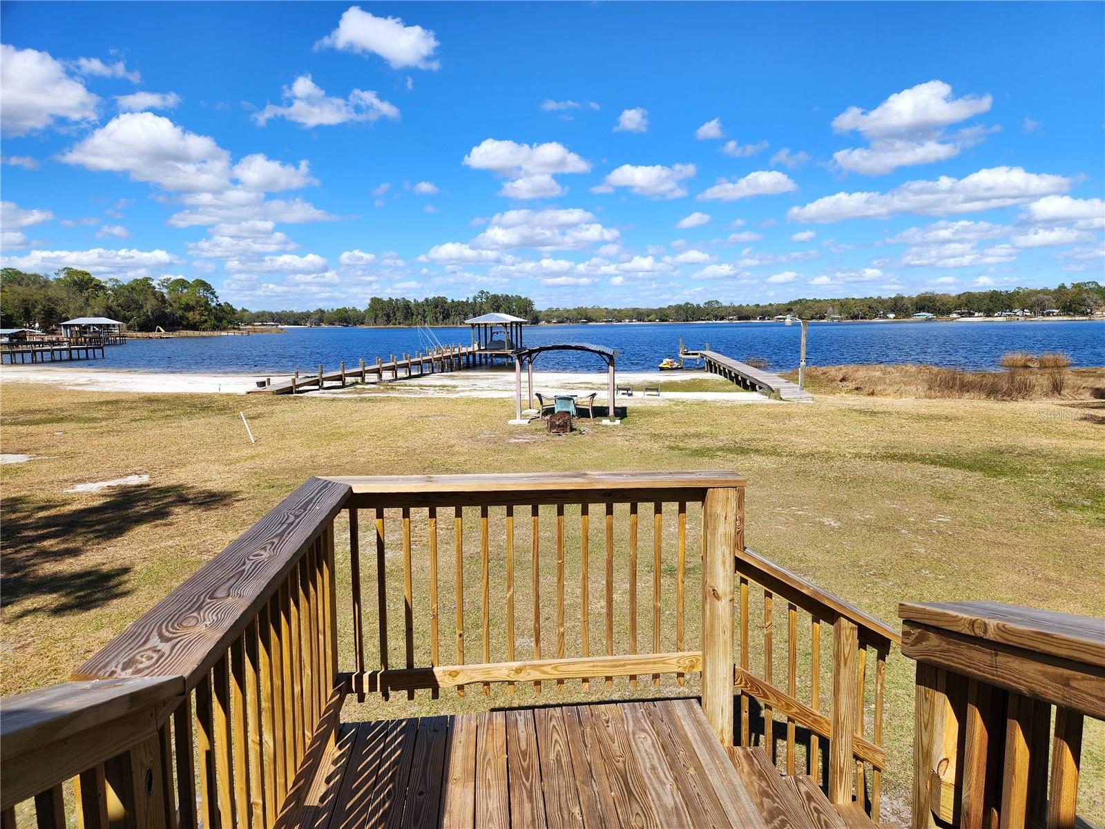 ISLAND LAKE TERRACE - Residential