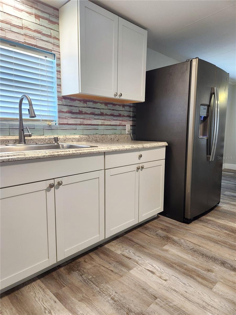 ISLAND LAKE TERRACE - Residential