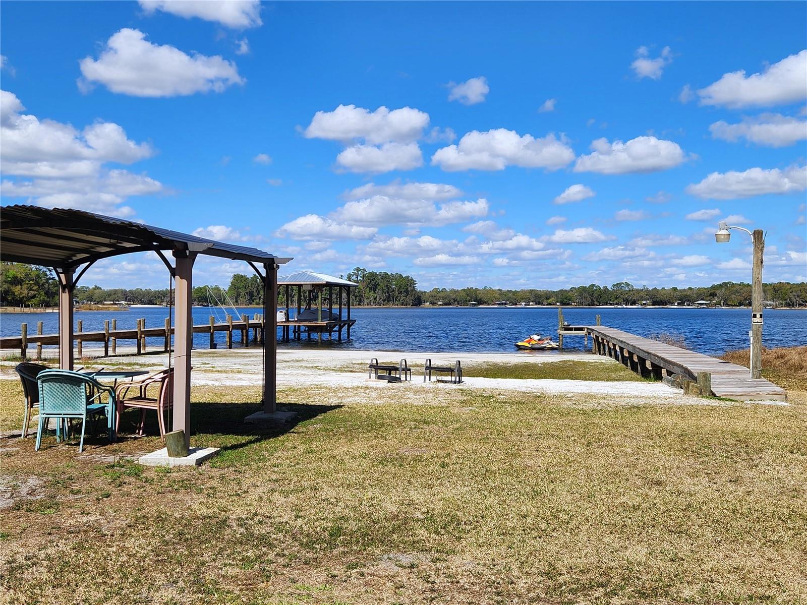 ISLAND LAKE TERRACE - Residential