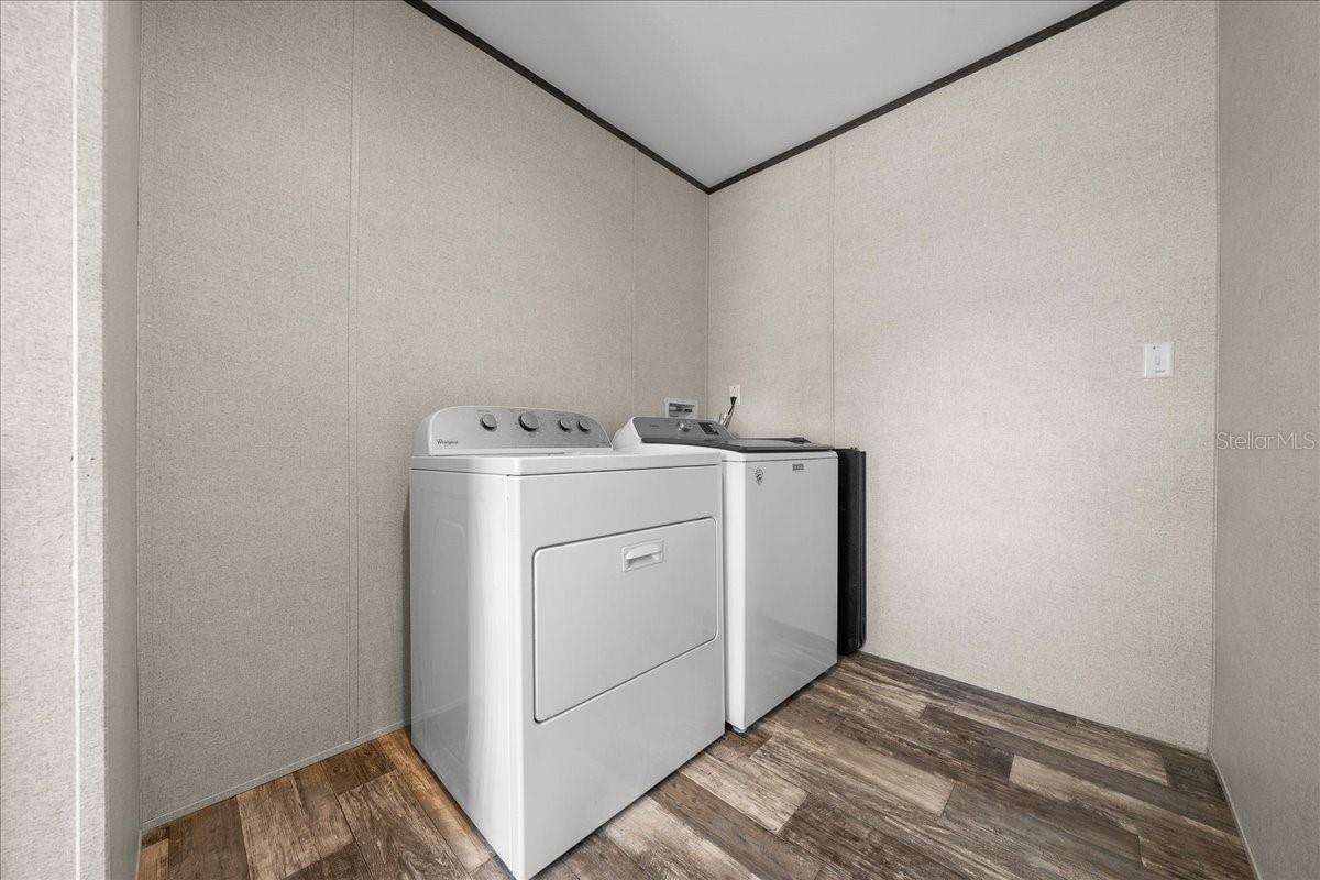 TRIPLE CROWN FARMS UN 11 - Residential