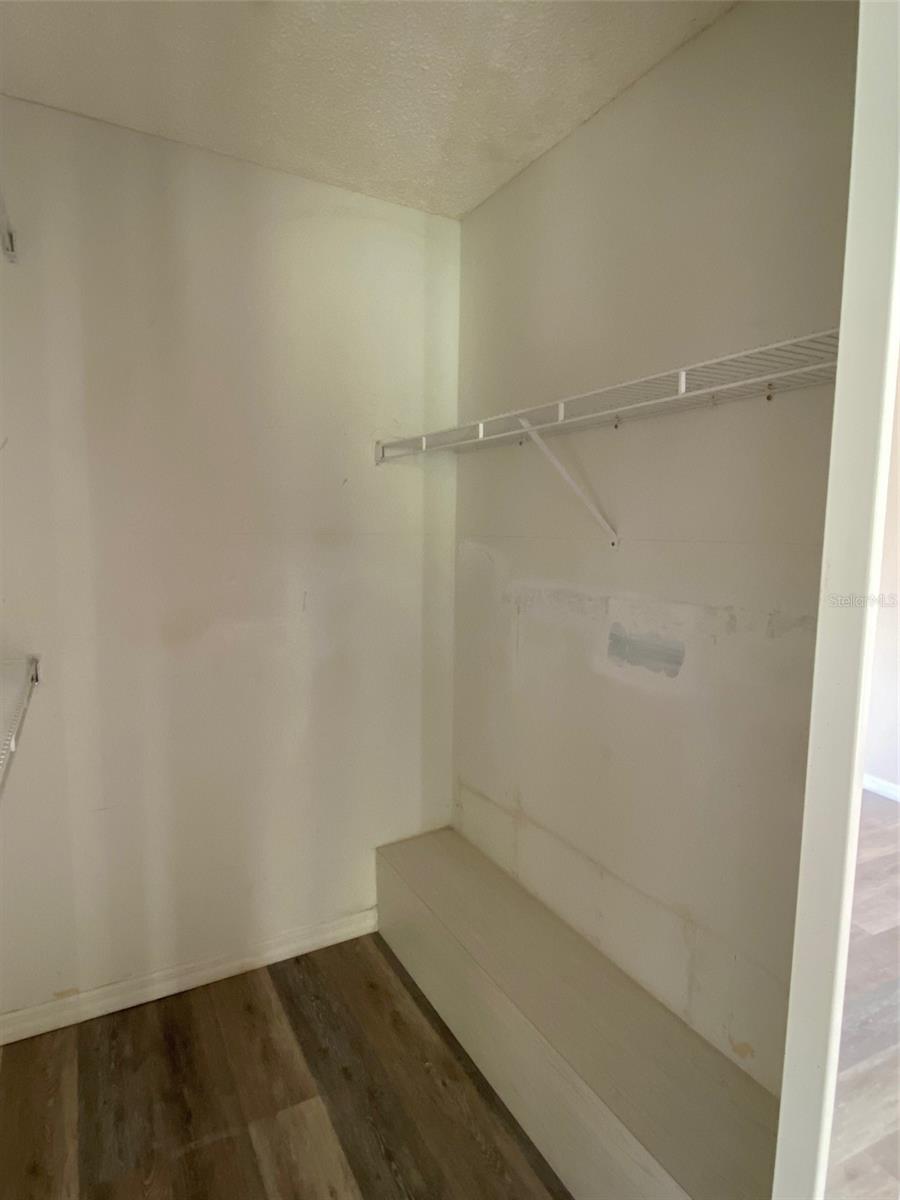 LEESBURG ROYAL OAK ESTATES SUB - Residential