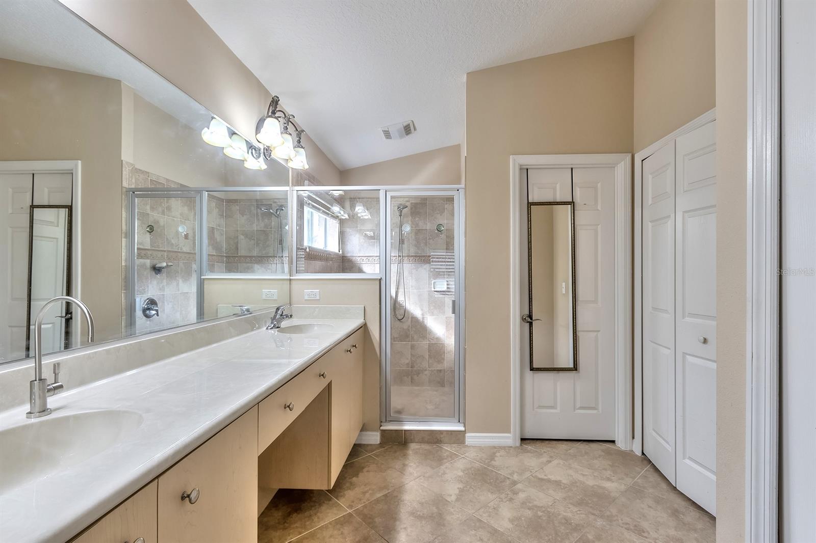 Waters Edge Ph 09A - Residential