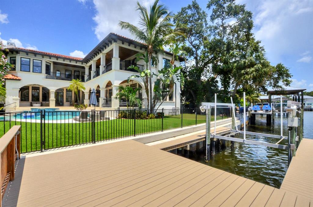 DAVIS ISLANDS PB10 PG52 TO 57 - Residential